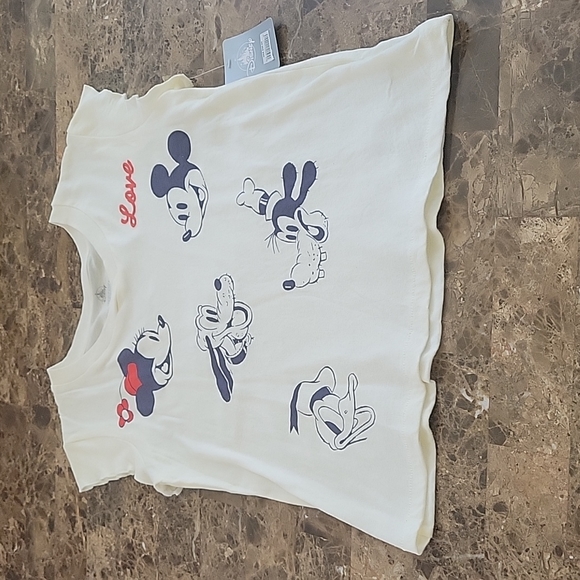 Disney Tops - New Disney Mickey and Friends Tee Shirt 😊 size Medium left